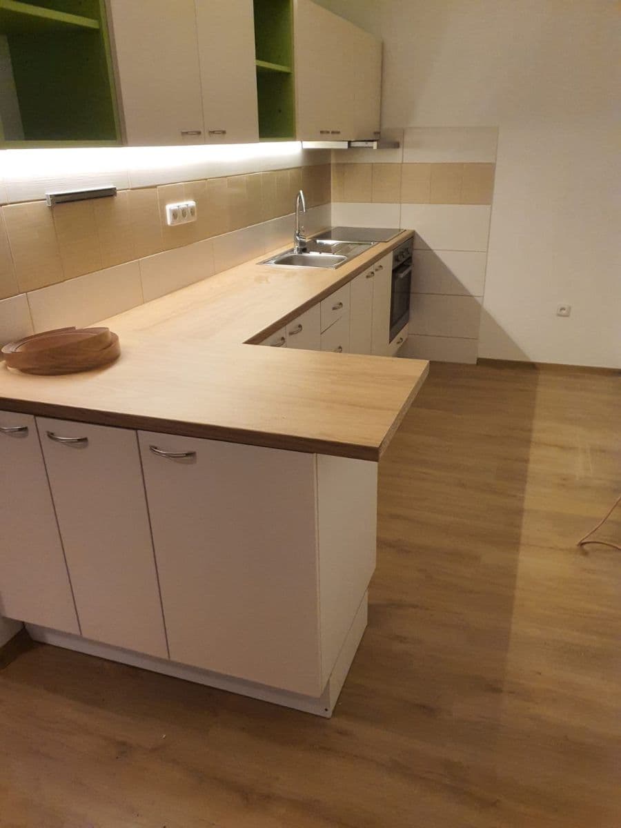 Prenájom bytu 2-izbový 58 m², Horní Benešov, Moravskoslezský kraj Prenájom bytu 2-izbový 58 m², Horní Benešov, Moravskoslezský kraj