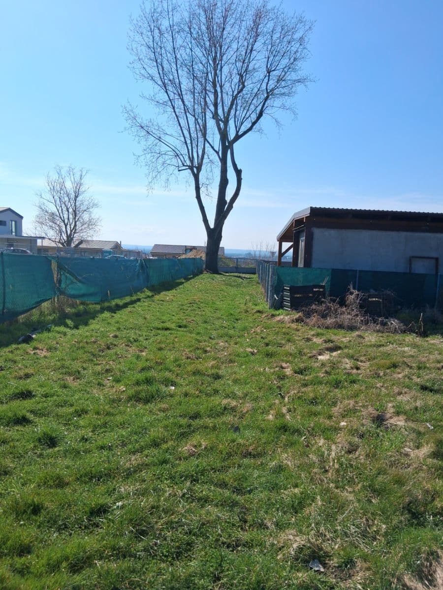 Prenájom domu 130 m², pozemek 3.000 m², Ořechová, Mělník, Středočeský kraj Prenájom domu 130 m², pozemek 3.000 m², Ořechová, Mělník, Středočeský kraj