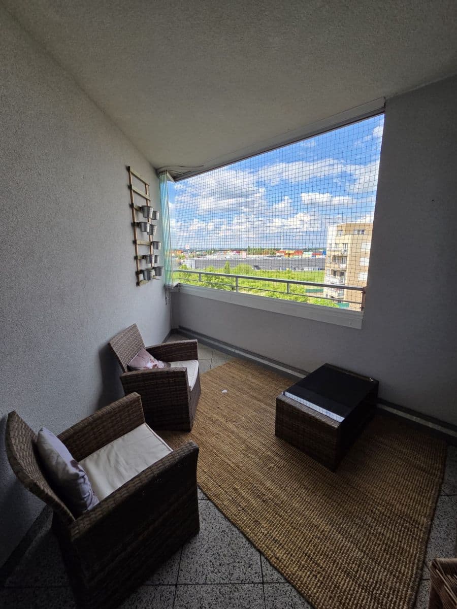 Prenájom bytu 2-izbový 64 m², Modenská, Praha, Praha Prenájom bytu 2-izbový 64 m², Modenská, Praha, Praha