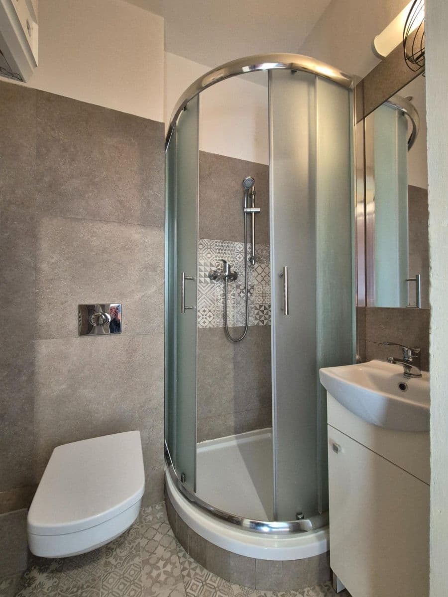 Prenájom bytu 2-izbový 34 m², nám. T. G. Masaryka, Prostějov, Olomoucký kraj Prenájom bytu 2-izbový 34 m², nám. T. G. Masaryka, Prostějov, Olomoucký kraj