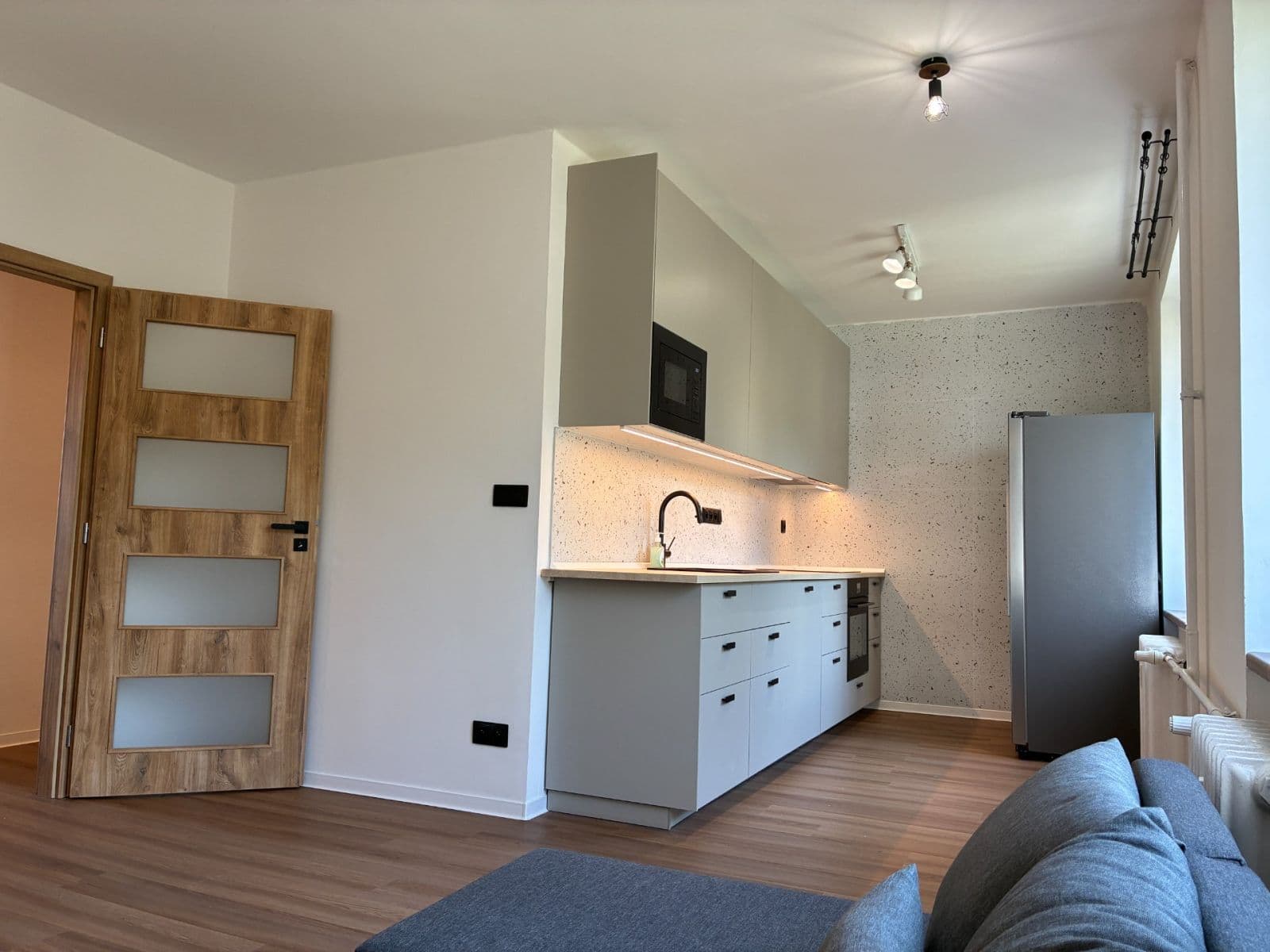 Prenájom bytu 3-izbový 62 m², Liberijská, Praha, Praha Prenájom bytu 3-izbový 62 m², Liberijská, Praha, Praha