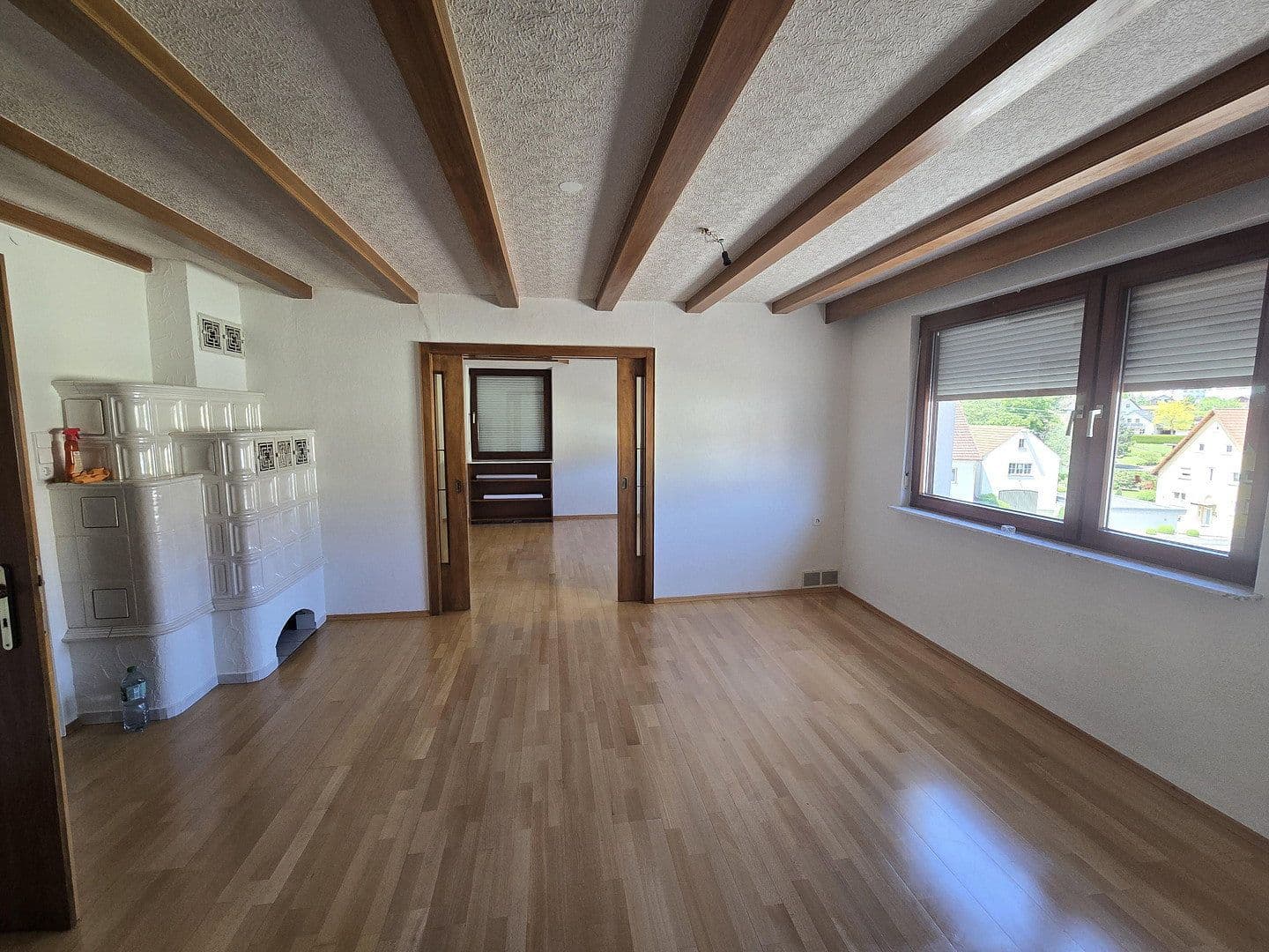 Prenájom bytu 6-izbový 140 m², Wehingen, Bádensko-Wurttembersko Prenájom bytu 6-izbový 140 m², Wehingen, Bádensko-Wurttembersko
