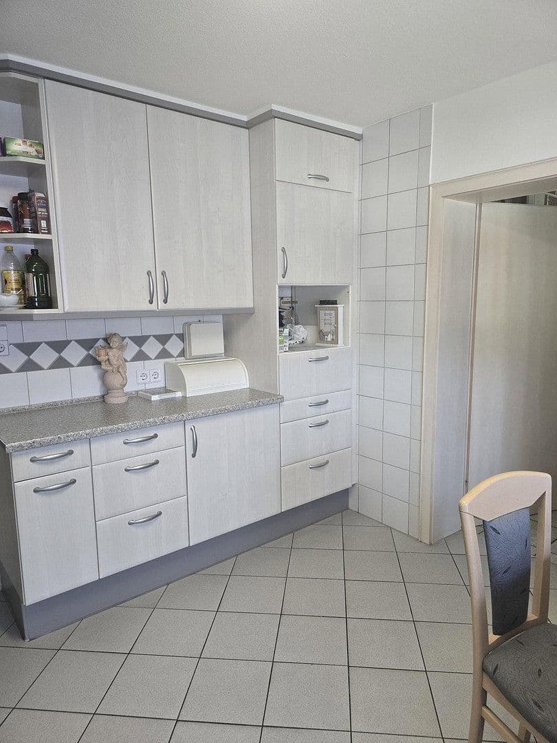 Prenájom bytu 6-izbový 140 m², Wehingen, Bádensko-Wurttembersko Prenájom bytu 6-izbový 140 m², Wehingen, Bádensko-Wurttembersko
