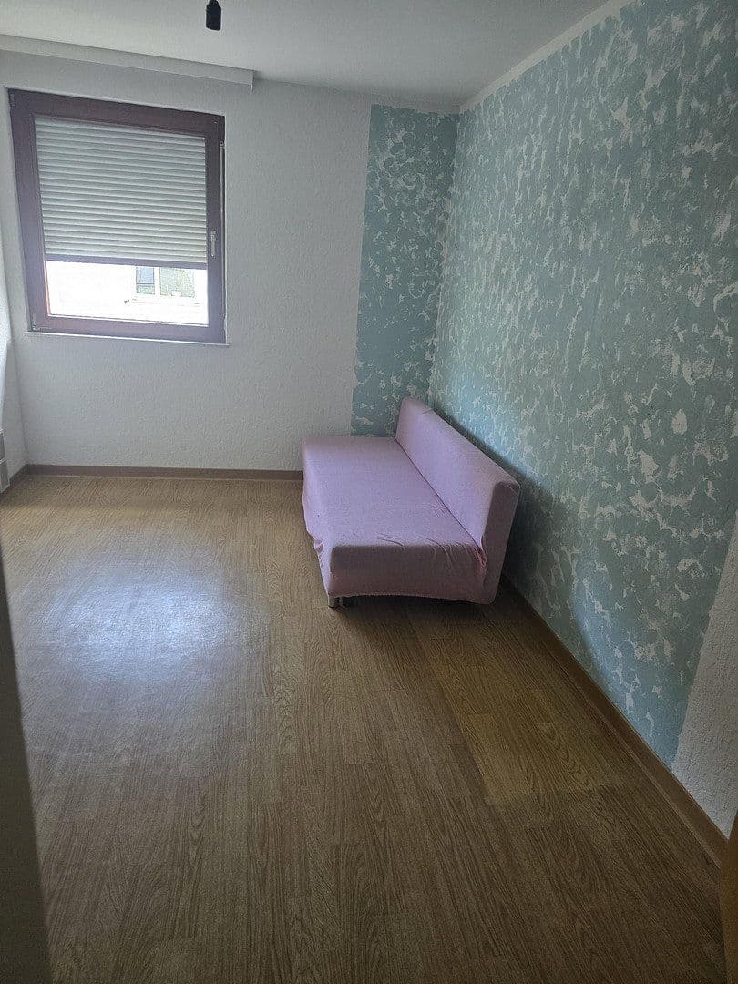 Prenájom bytu 6-izbový 140 m², Wehingen, Bádensko-Wurttembersko Prenájom bytu 6-izbový 140 m², Wehingen, Bádensko-Wurttembersko