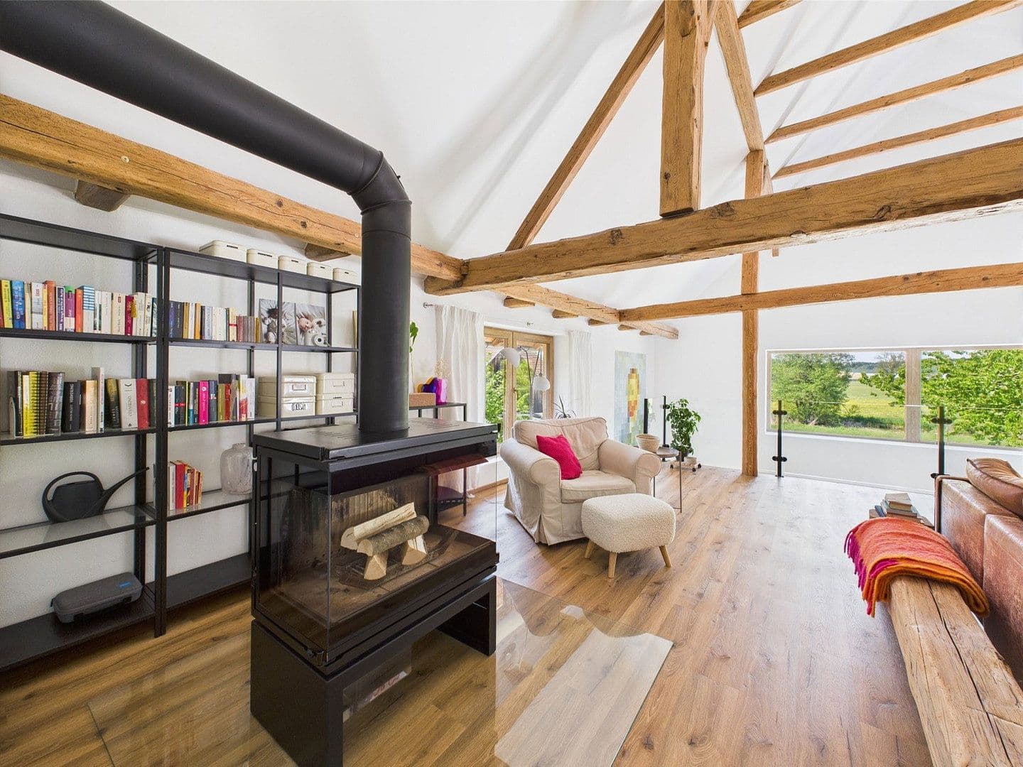 Predaj domu 265 m², pozemek 4.609 m², Frontenhausen, Bavorsko Predaj domu 265 m², pozemek 4.609 m², Frontenhausen, Bavorsko