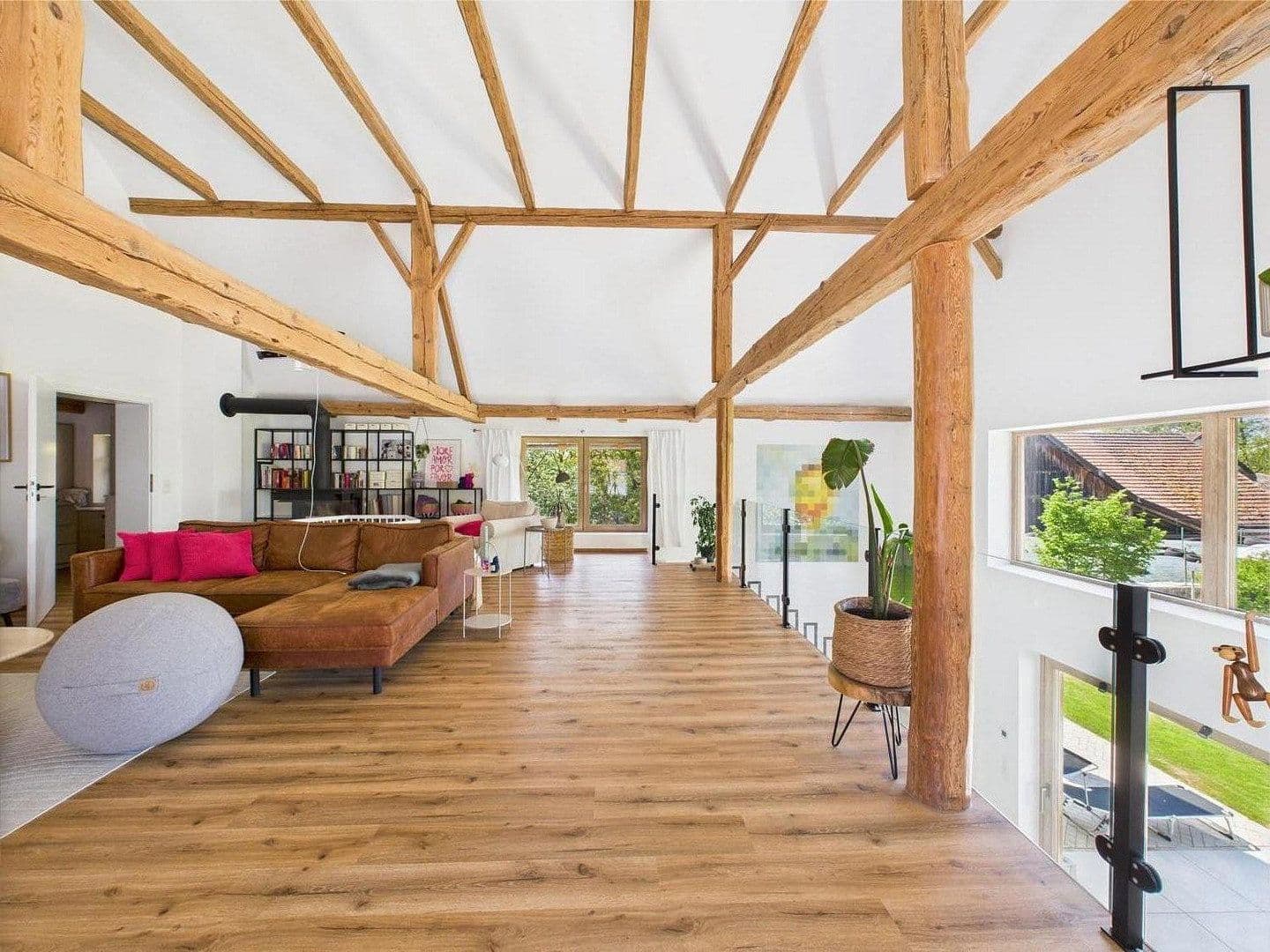 Predaj domu 265 m², pozemek 4.609 m², Frontenhausen, Bavorsko Predaj domu 265 m², pozemek 4.609 m², Frontenhausen, Bavorsko