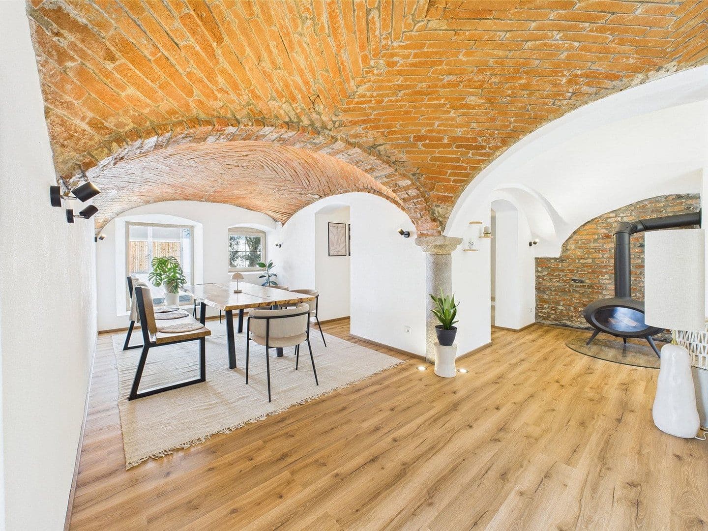 Predaj domu 265 m², pozemek 4.609 m², Frontenhausen, Bavorsko Predaj domu 265 m², pozemek 4.609 m², Frontenhausen, Bavorsko