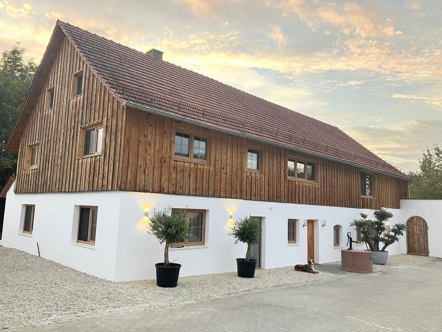 Predaj domu 265 m², pozemek 4.609 m², Frontenhausen, Bavorsko Predaj domu 265 m², pozemek 4.609 m², Frontenhausen, Bavorsko