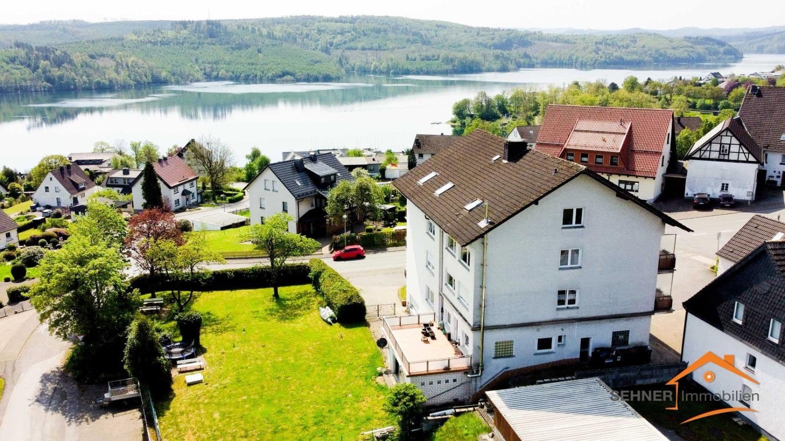 Prenájom bytu 3-izbový 88 m², Ringstraße 1b, Sundern, Severné Porýnie - Westfálsko Prenájom bytu 3-izbový 88 m², Ringstraße 1b, Sundern, Severné Porýnie - Westfálsko
