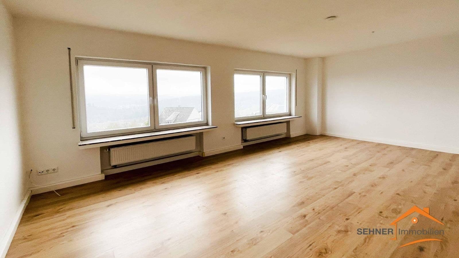 Prenájom bytu 3-izbový 88 m², Ringstraße 1b, Sundern, Severné Porýnie - Westfálsko Prenájom bytu 3-izbový 88 m², Ringstraße 1b, Sundern, Severné Porýnie - Westfálsko