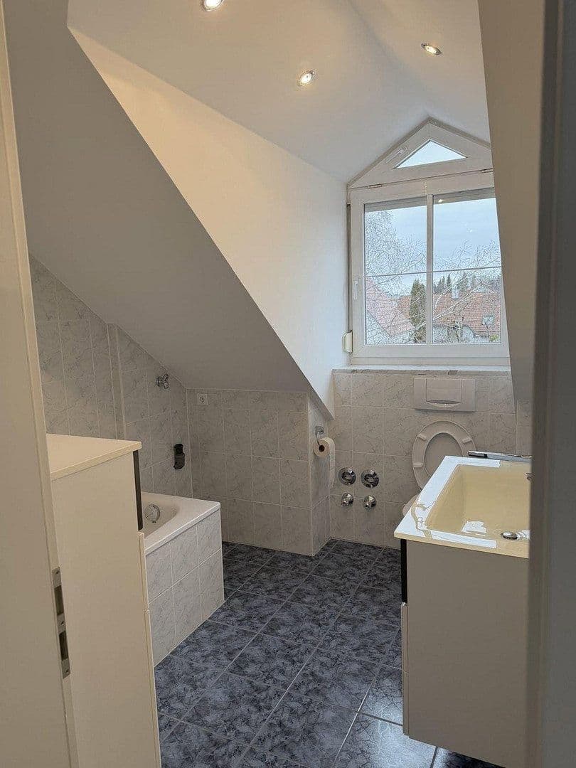Predaj bytu 2-izbový 60 m², Germering, Bavorsko Predaj bytu 2-izbový 60 m², Germering, Bavorsko
