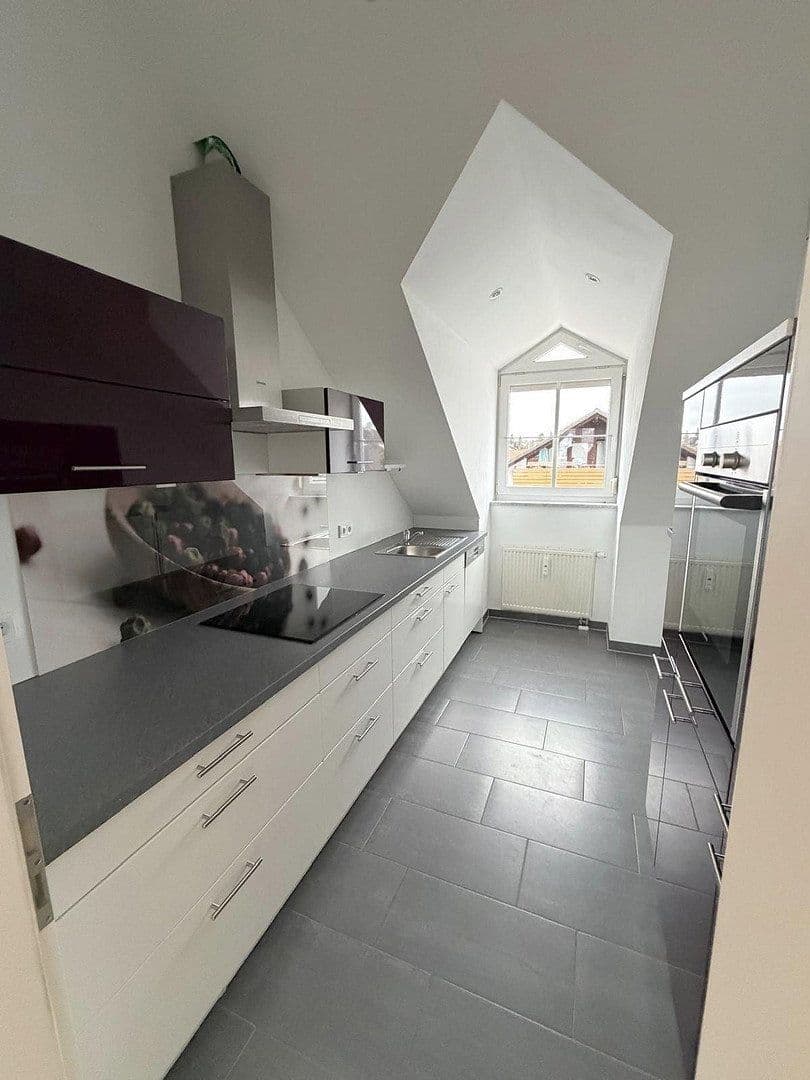 Predaj bytu 2-izbový 60 m², Germering, Bavorsko Predaj bytu 2-izbový 60 m², Germering, Bavorsko