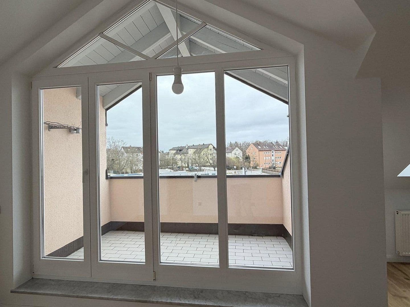 Predaj bytu 2-izbový 60 m², Germering, Bavorsko Predaj bytu 2-izbový 60 m², Germering, Bavorsko