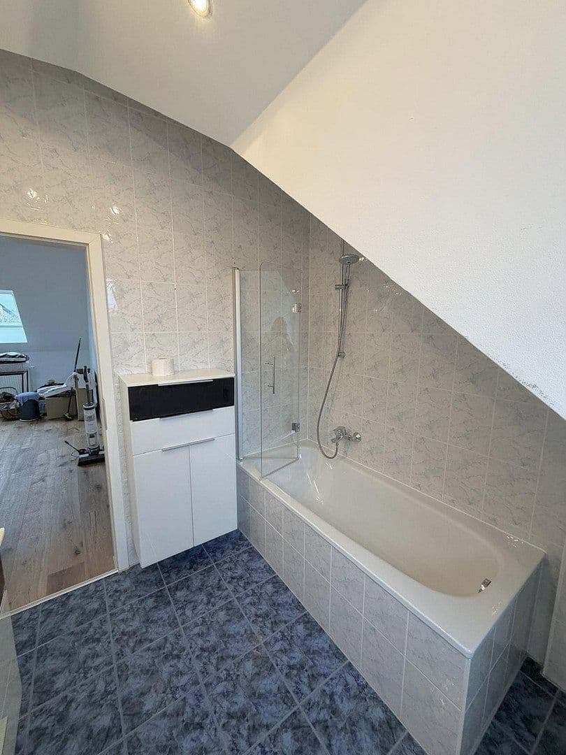 Predaj bytu 2-izbový 60 m², Germering, Bavorsko Predaj bytu 2-izbový 60 m², Germering, Bavorsko