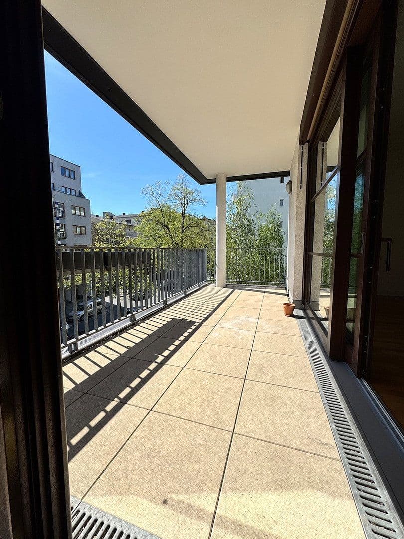 Predaj bytu 4-izbový 141 m², Düsseldorfer Straße 28, Berlin, Berlín Predaj bytu 4-izbový 141 m², Düsseldorfer Straße 28, Berlin, Berlín