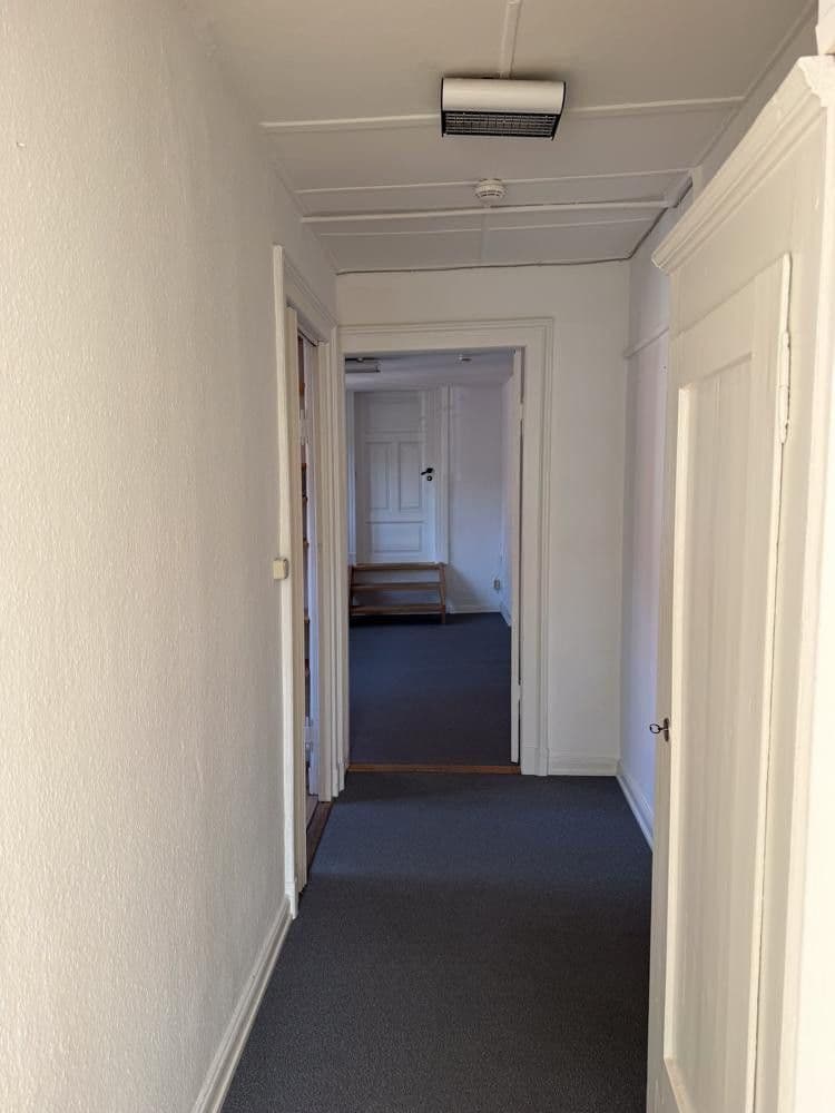 Prenájom kancelárie 31 m², Am Berge 35, Lüneburg, Dolné Sasko Prenájom kancelárie 31 m², Am Berge 35, Lüneburg, Dolné Sasko