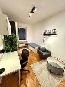 Prenájom bytu 4-izbový 75 m², Gmunder Straße 28, München, Bavorsko Prenájom bytu 4-izbový 75 m², Gmunder Straße 28, München, Bavorsko