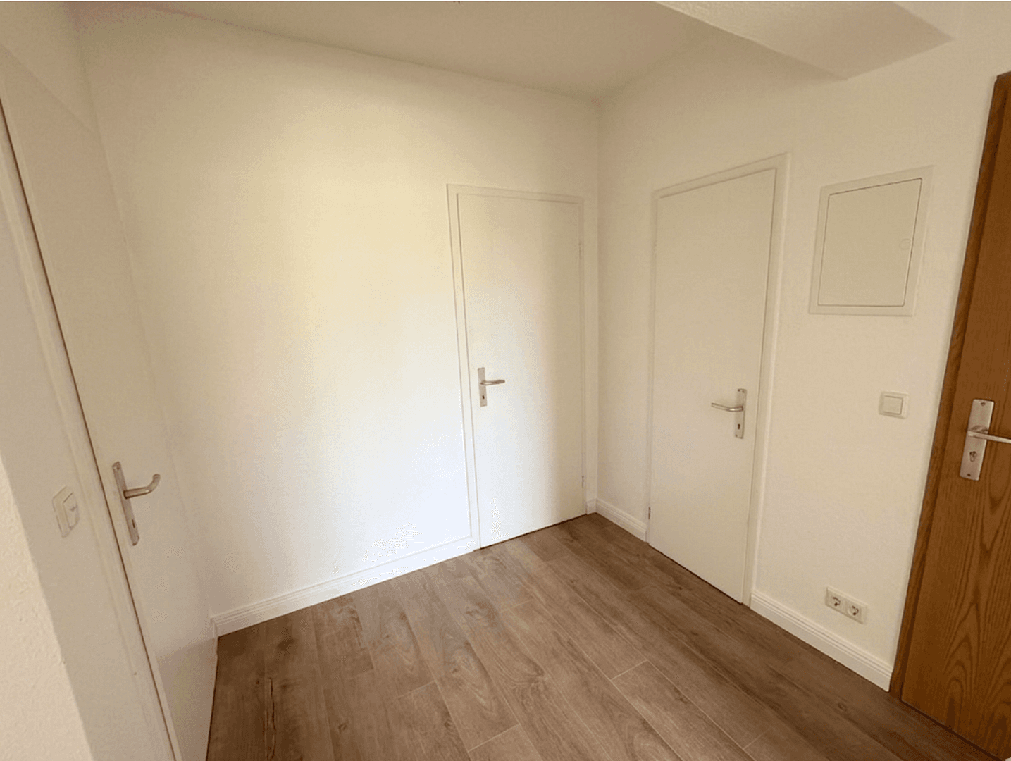 Prenájom bytu 4-izbový 78 m², Neukieritzsch, Sasko Prenájom bytu 4-izbový 78 m², Neukieritzsch, Sasko