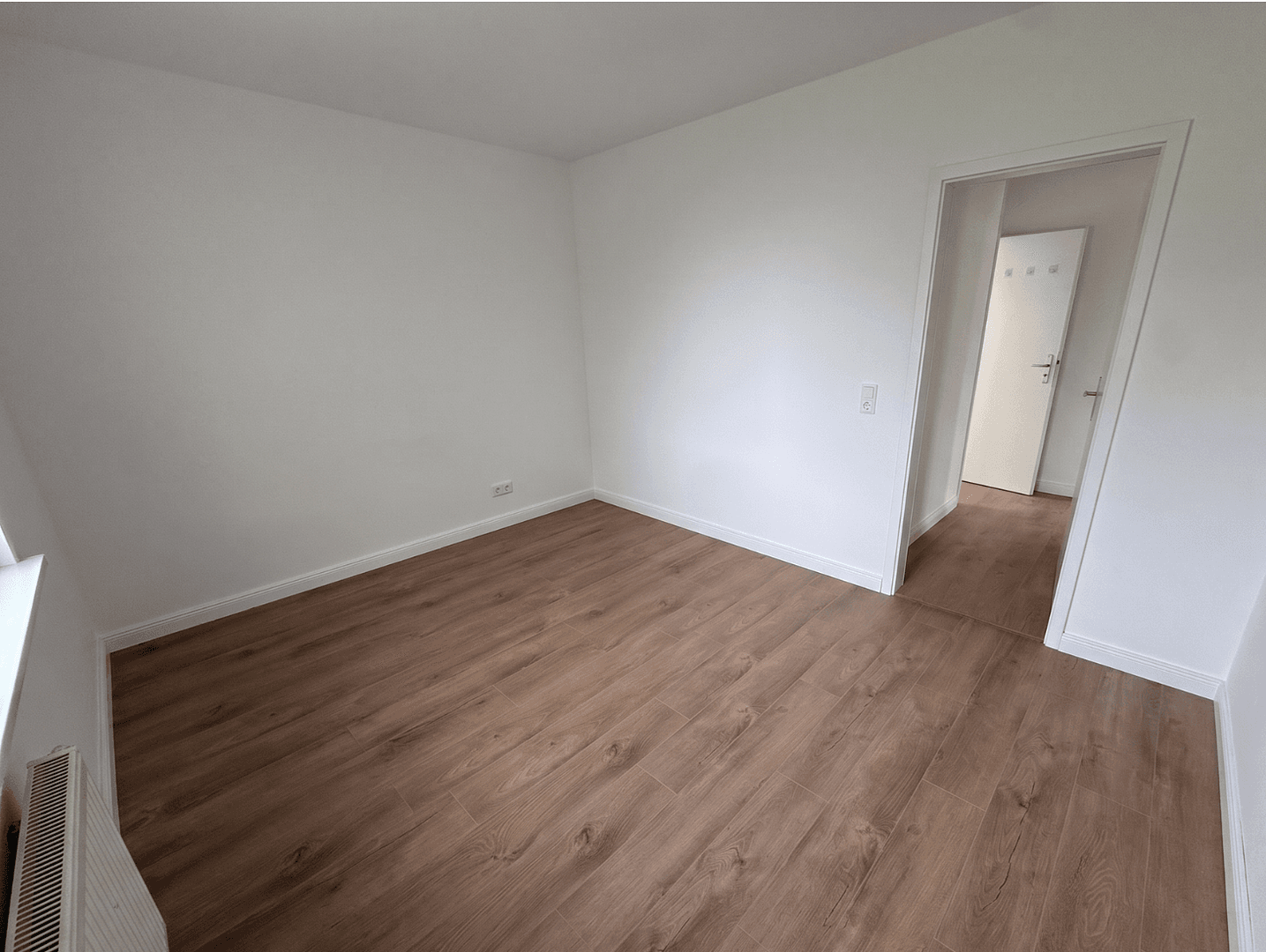Prenájom bytu 4-izbový 78 m², Neukieritzsch, Sasko Prenájom bytu 4-izbový 78 m², Neukieritzsch, Sasko