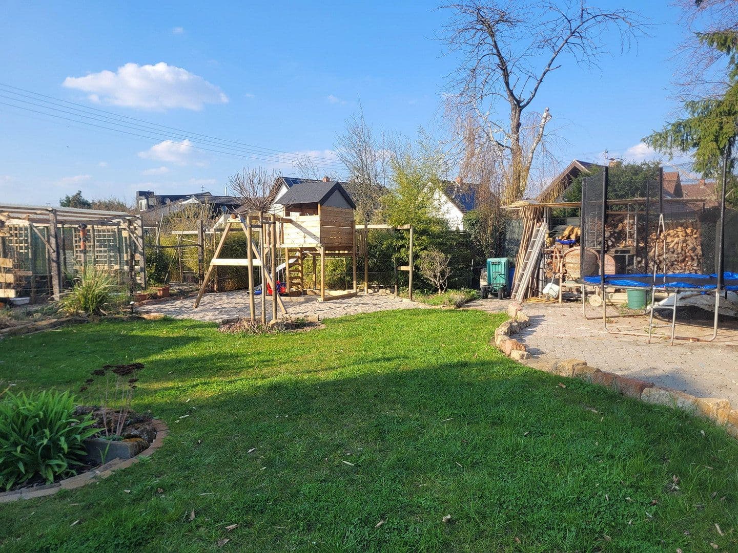 Predaj domu 140 m², pozemek 400 m², Böhl-Iggelheim, Porýnie-Falcko Predaj domu 140 m², pozemek 400 m², Böhl-Iggelheim, Porýnie-Falcko