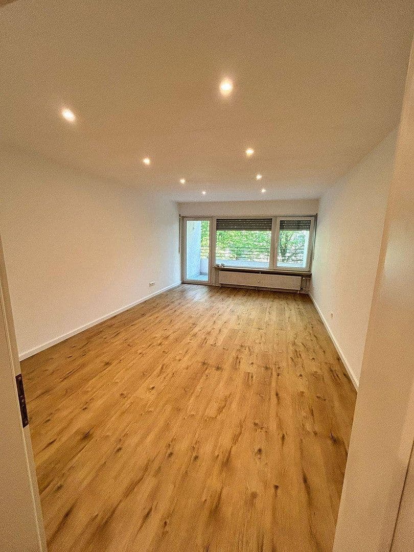 Prenájom bytu 3-izbový 75 m², Fritz Frey Straße 9, Heidelberg, Bádensko-Wurttembersko Prenájom bytu 3-izbový 75 m², Fritz Frey Straße 9, Heidelberg, Bádensko-Wurttembersko