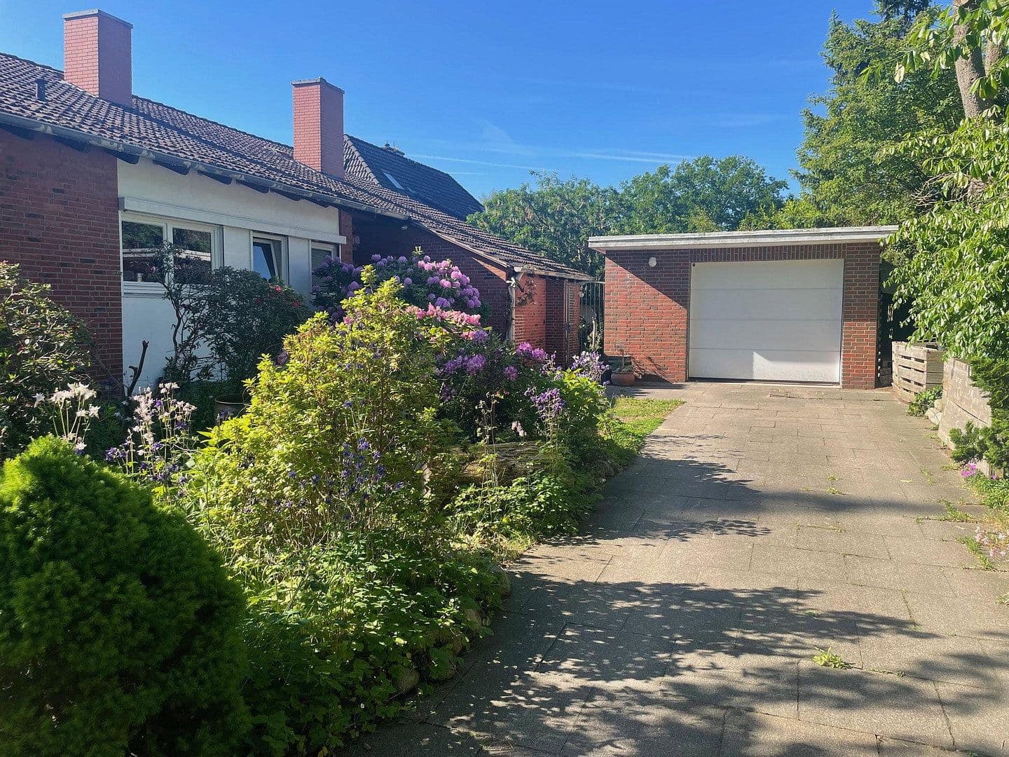 Predaj domu 180 m², pozemek 1.789 m², Wedel, Šlezvicko-Holštajnsko Predaj domu 180 m², pozemek 1.789 m², Wedel, Šlezvicko-Holštajnsko
