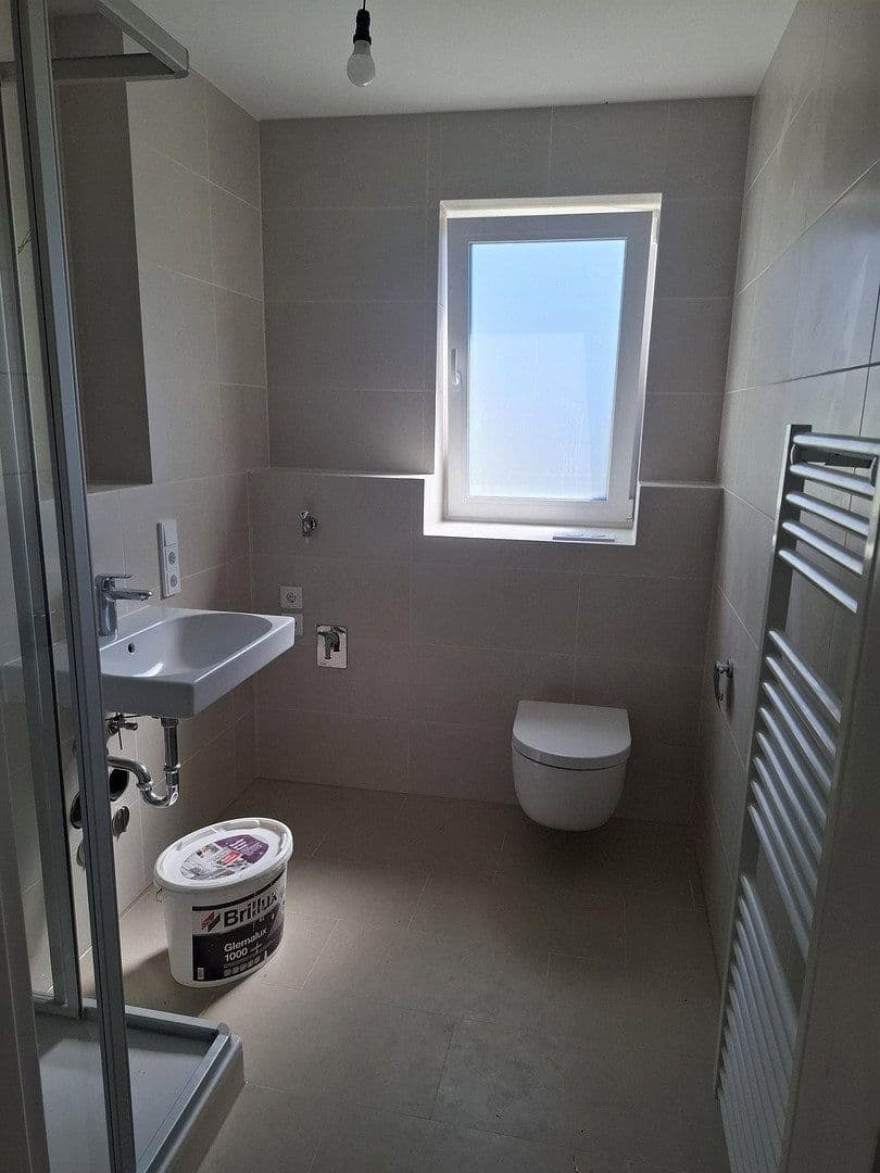 Prenájom bytu 3-izbový 76 m², Unterhaching, Bavorsko Prenájom bytu 3-izbový 76 m², Unterhaching, Bavorsko