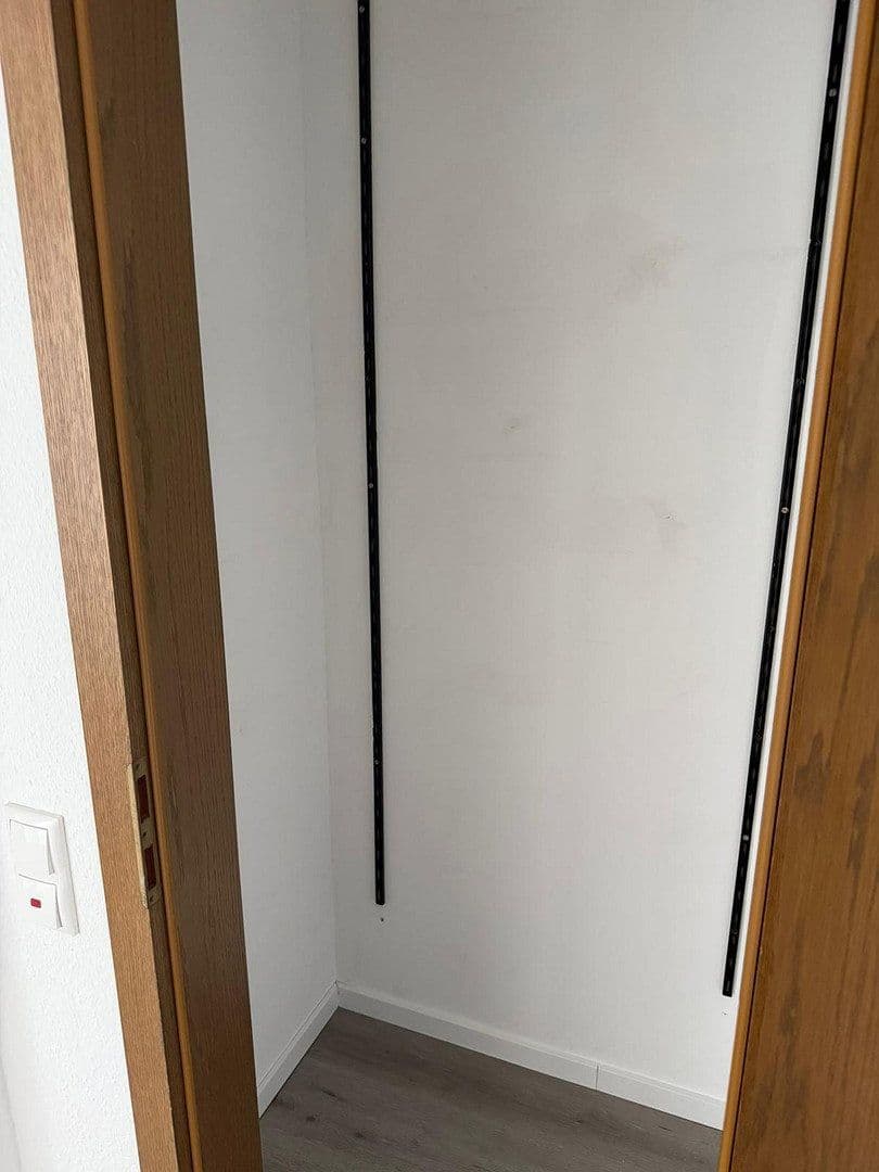 Prenájom bytu 2-izbový 98 m², Eilendorfer Straße 102, Aachen, Severné Porýnie - Westfálsko Prenájom bytu 2-izbový 98 m², Eilendorfer Straße 102, Aachen, Severné Porýnie - Westfálsko