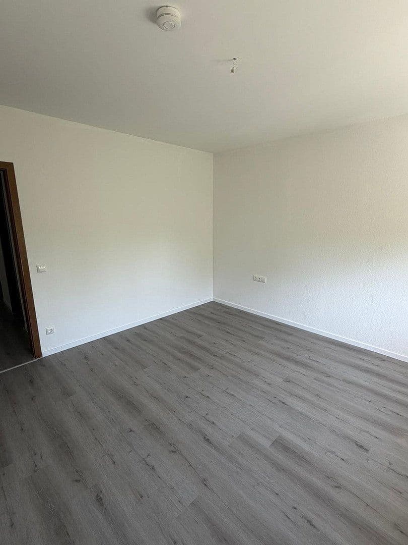 Prenájom bytu 2-izbový 98 m², Eilendorfer Straße 102, Aachen, Severné Porýnie - Westfálsko Prenájom bytu 2-izbový 98 m², Eilendorfer Straße 102, Aachen, Severné Porýnie - Westfálsko