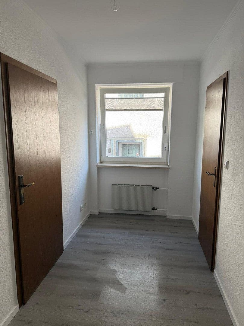 Prenájom bytu 2-izbový 98 m², Eilendorfer Straße 102, Aachen, Severné Porýnie - Westfálsko Prenájom bytu 2-izbový 98 m², Eilendorfer Straße 102, Aachen, Severné Porýnie - Westfálsko