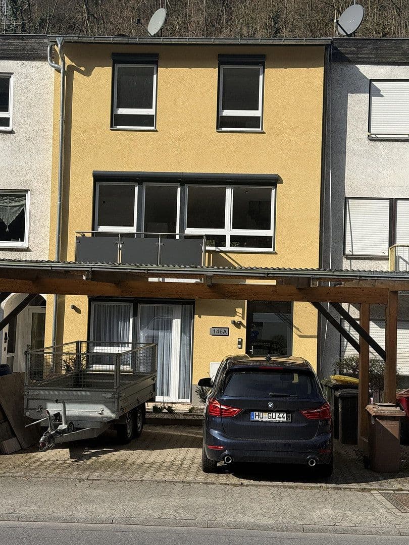 Prenájom domu 120 m², pozemek 207 m², Nibelungenstraße 146A, Bensheim, Hesensko Prenájom domu 120 m², pozemek 207 m², Nibelungenstraße 146A, Bensheim, Hesensko