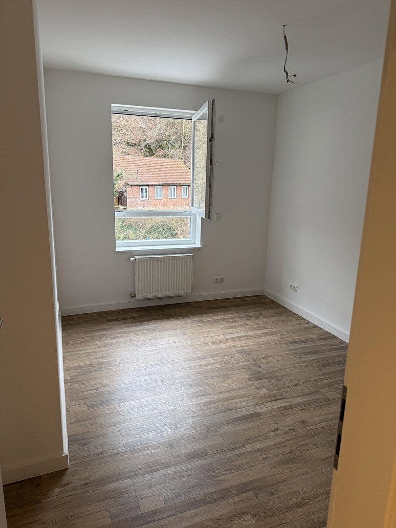 Prenájom domu 120 m², pozemek 207 m², Nibelungenstraße 146A, Bensheim, Hesensko Prenájom domu 120 m², pozemek 207 m², Nibelungenstraße 146A, Bensheim, Hesensko