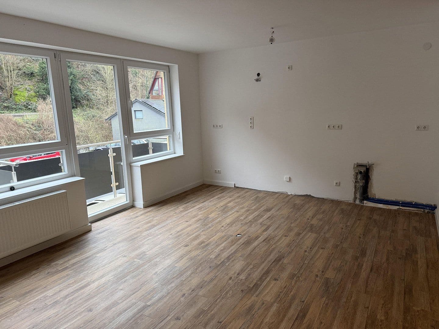 Prenájom domu 120 m², pozemek 207 m², Nibelungenstraße 146A, Bensheim, Hesensko Prenájom domu 120 m², pozemek 207 m², Nibelungenstraße 146A, Bensheim, Hesensko