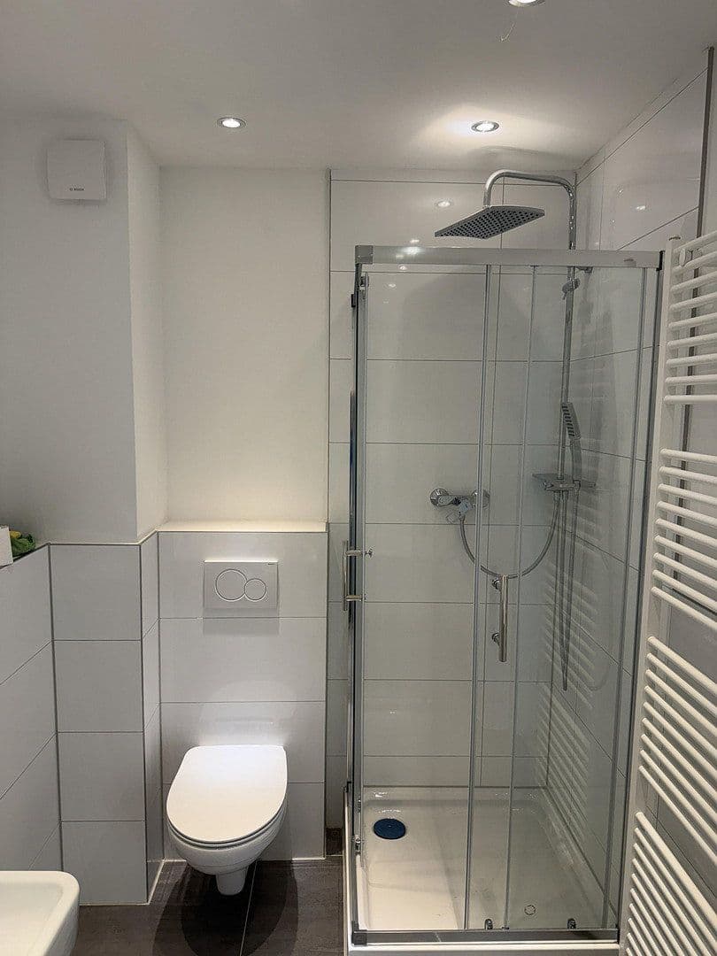 Prenájom domu 120 m², pozemek 207 m², Nibelungenstraße 146A, Bensheim, Hesensko Prenájom domu 120 m², pozemek 207 m², Nibelungenstraße 146A, Bensheim, Hesensko