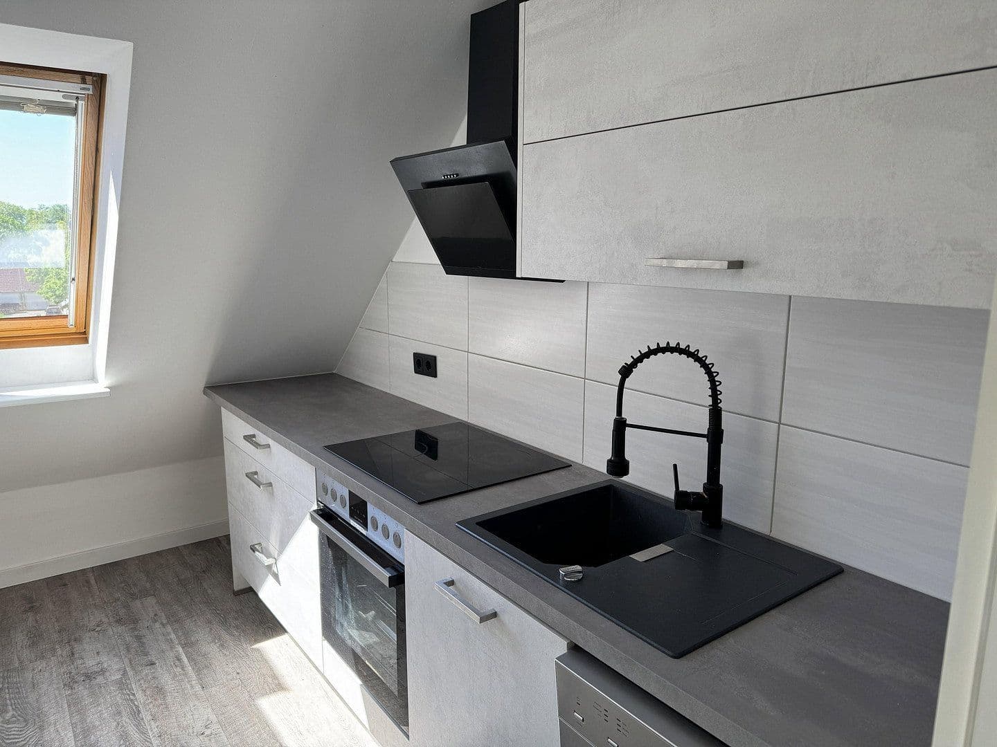 Predaj bytu 3-izbový 75 m², Sonnenallee 20, Magdeburg, Sasko-Anhaltsko Predaj bytu 3-izbový 75 m², Sonnenallee 20, Magdeburg, Sasko-Anhaltsko