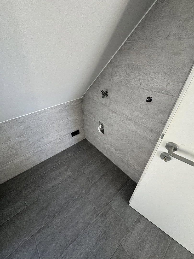 Predaj bytu 3-izbový 75 m², Sonnenallee 20, Magdeburg, Sasko-Anhaltsko Predaj bytu 3-izbový 75 m², Sonnenallee 20, Magdeburg, Sasko-Anhaltsko