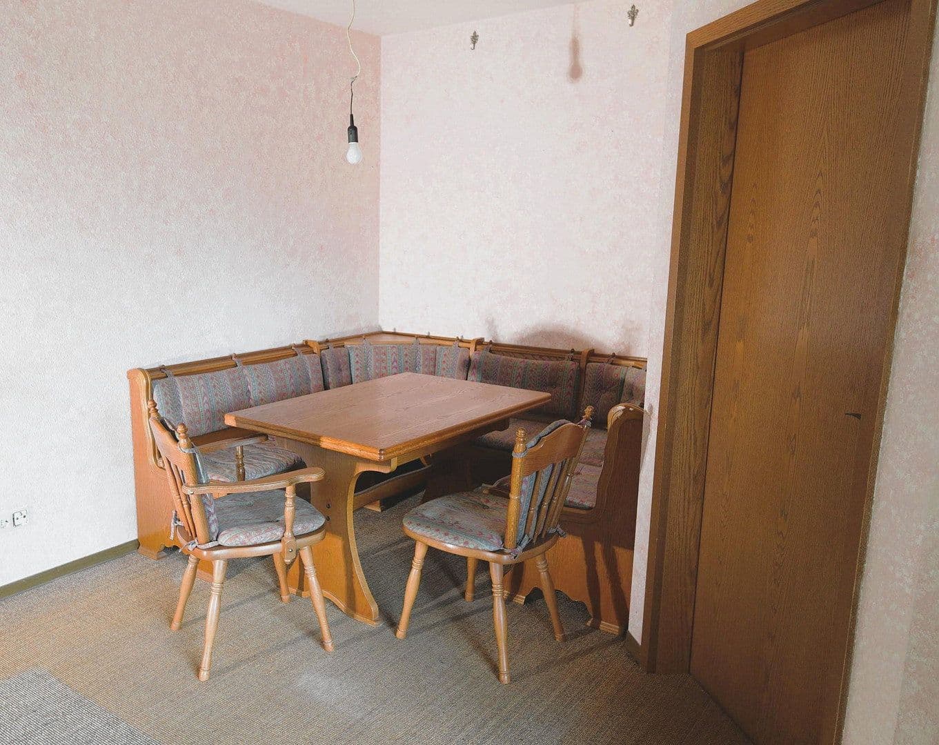 Predaj bytu 3-izbový 61 m², Bremen, Brémy Predaj bytu 3-izbový 61 m², Bremen, Brémy