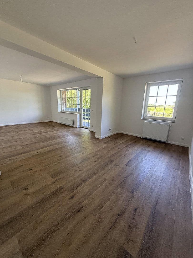 Prenájom bytu 4-izbový 98 m², Grömitz, Šlezvicko-Holštajnsko Prenájom bytu 4-izbový 98 m², Grömitz, Šlezvicko-Holštajnsko