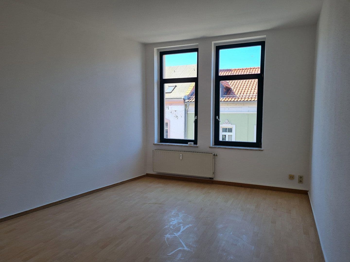 Prenájom bytu 3-izbový 84 m², Schweizergartenstraße 5, Wurzen, Sasko Prenájom bytu 3-izbový 84 m², Schweizergartenstraße 5, Wurzen, Sasko