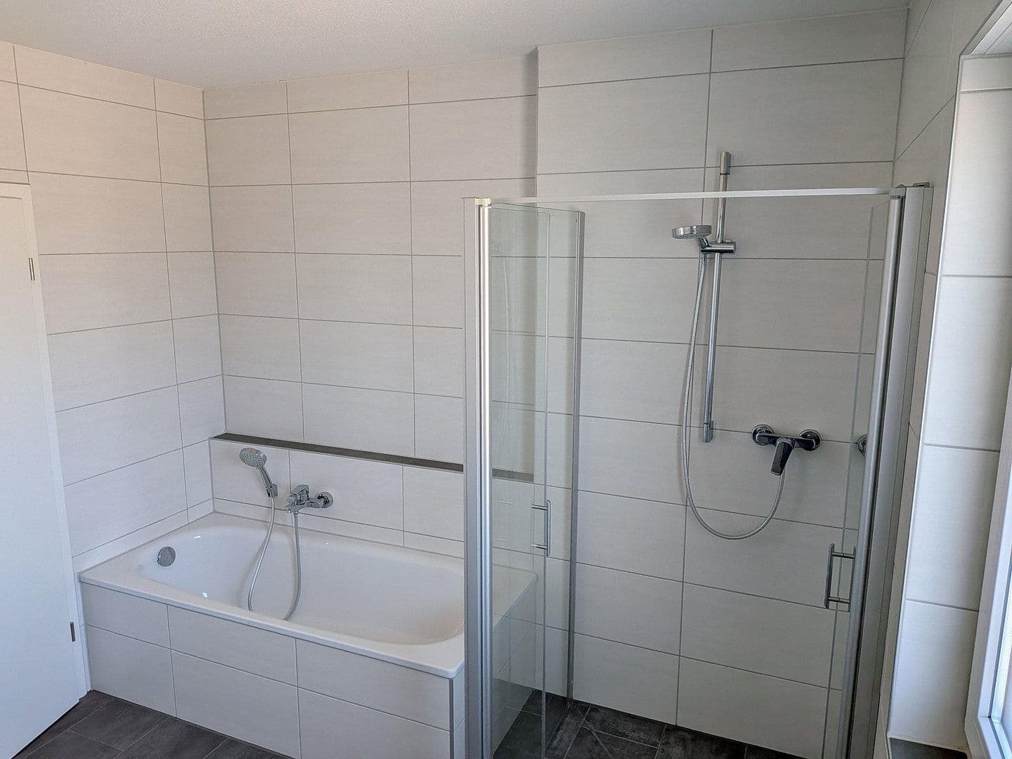 Prenájom bytu 3-izbový 90 m², Roßtal, Bavorsko Prenájom bytu 3-izbový 90 m², Roßtal, Bavorsko