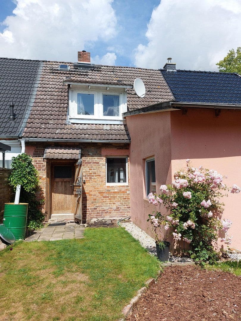 Predaj domu 102 m², pozemek 222 m², Jürgenshagen, Meklenbursko-Predpomoransko Predaj domu 102 m², pozemek 222 m², Jürgenshagen, Meklenbursko-Predpomoransko