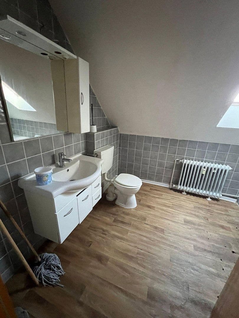 Prenájom bytu 2-izbový 58 m², Ziegeleiweg 1, Obernkirchen, Dolné Sasko Prenájom bytu 2-izbový 58 m², Ziegeleiweg 1, Obernkirchen, Dolné Sasko
