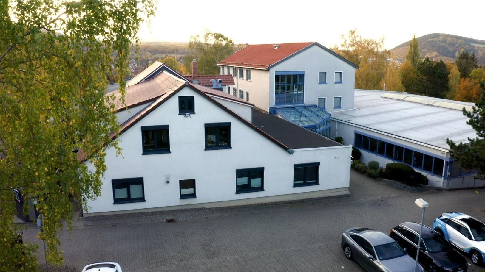 Predaj nebytového priestoru 6.500 m², Harzburger Str., 14, Goslar, Dolné Sasko Predaj nebytového priestoru 6.500 m², Harzburger Str., 14, Goslar, Dolné Sasko