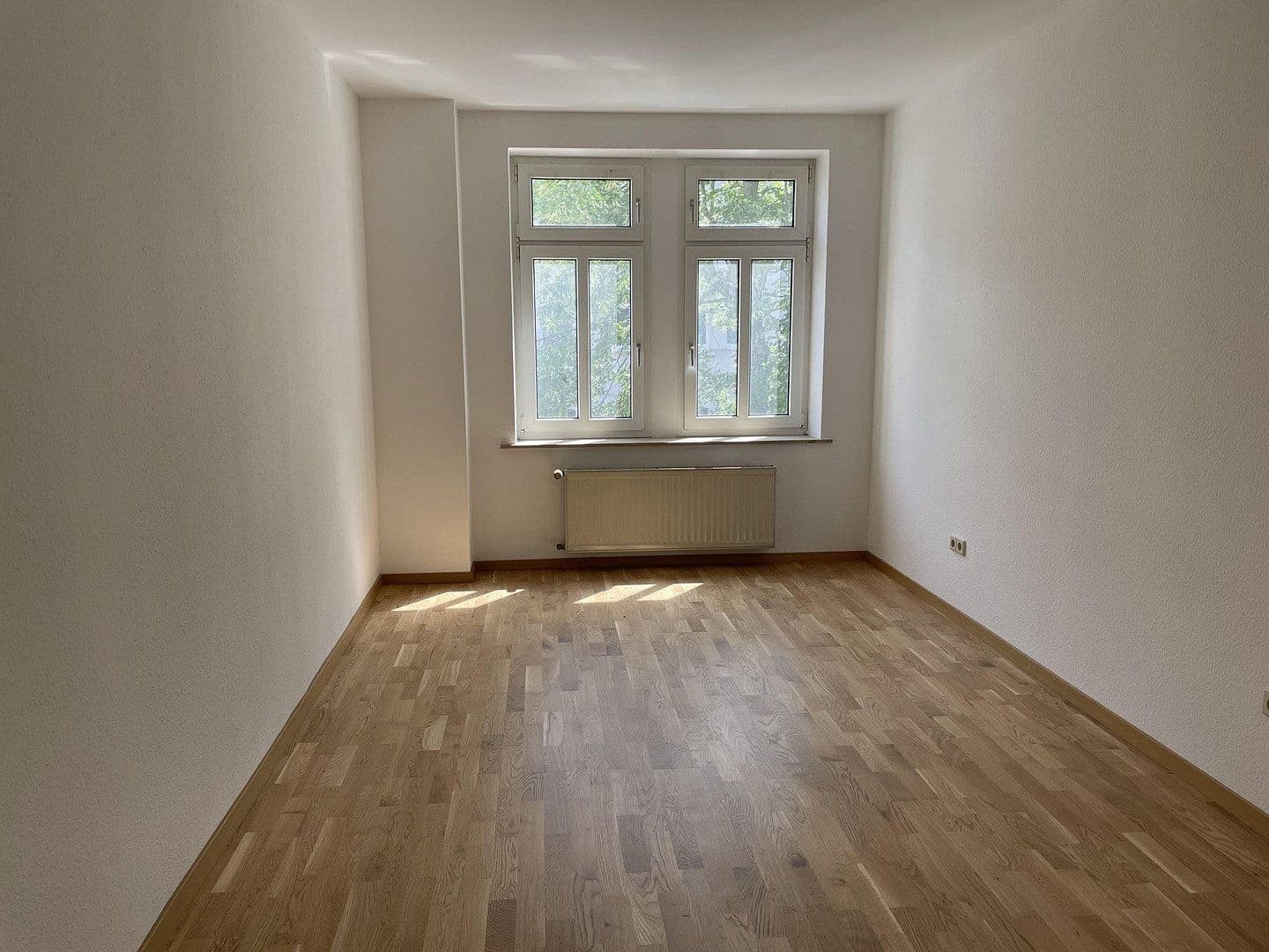Prenájom bytu 3-izbový 67 m², Böttgerstr. 5, Leipzig, Sasko Prenájom bytu 3-izbový 67 m², Böttgerstr. 5, Leipzig, Sasko