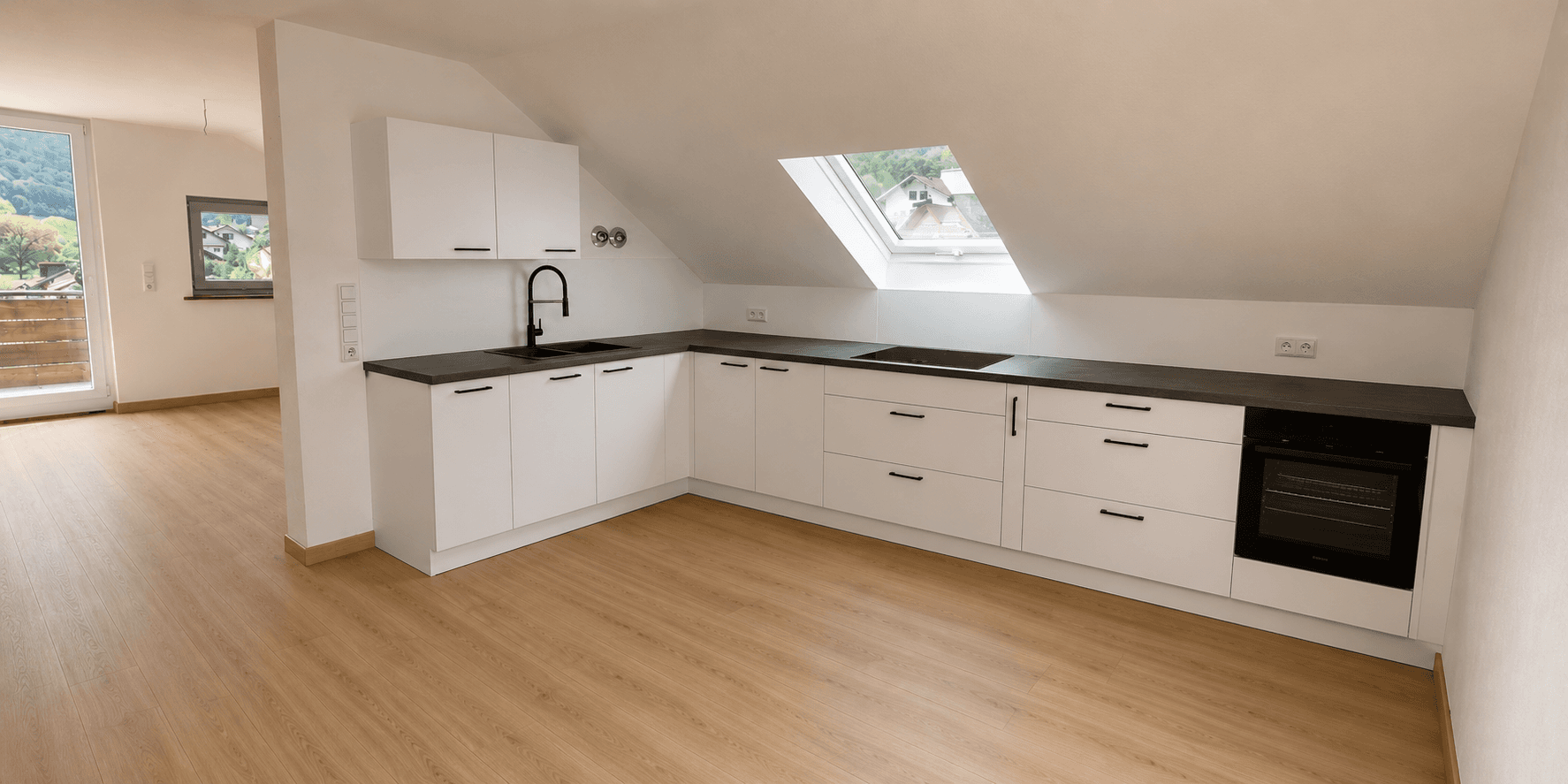 Prenájom bytu 3-izbový 83 m², Lauterstein, Bádensko-Wurttembersko Prenájom bytu 3-izbový 83 m², Lauterstein, Bádensko-Wurttembersko