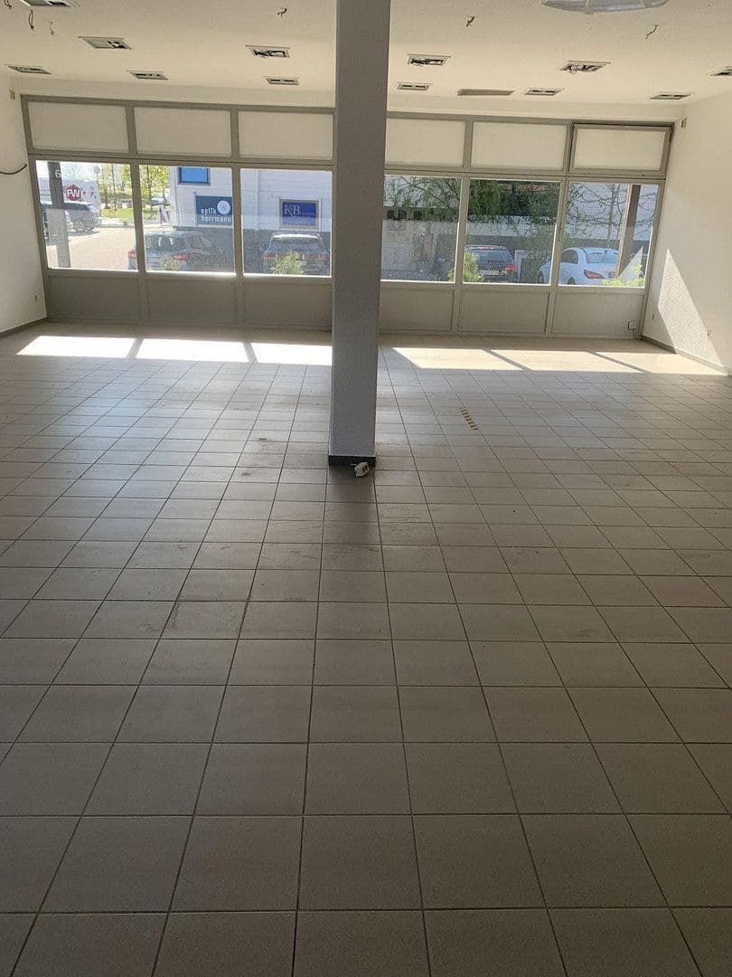 Prenájom nebytového priestoru 240 m², Bodenmais, Bavorsko Prenájom nebytového priestoru 240 m², Bodenmais, Bavorsko