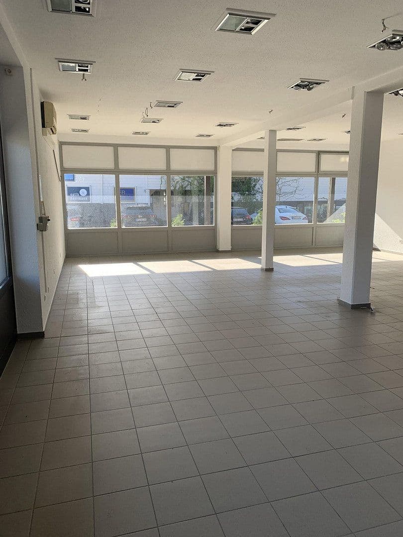 Prenájom nebytového priestoru 240 m², Bodenmais, Bavorsko Prenájom nebytového priestoru 240 m², Bodenmais, Bavorsko