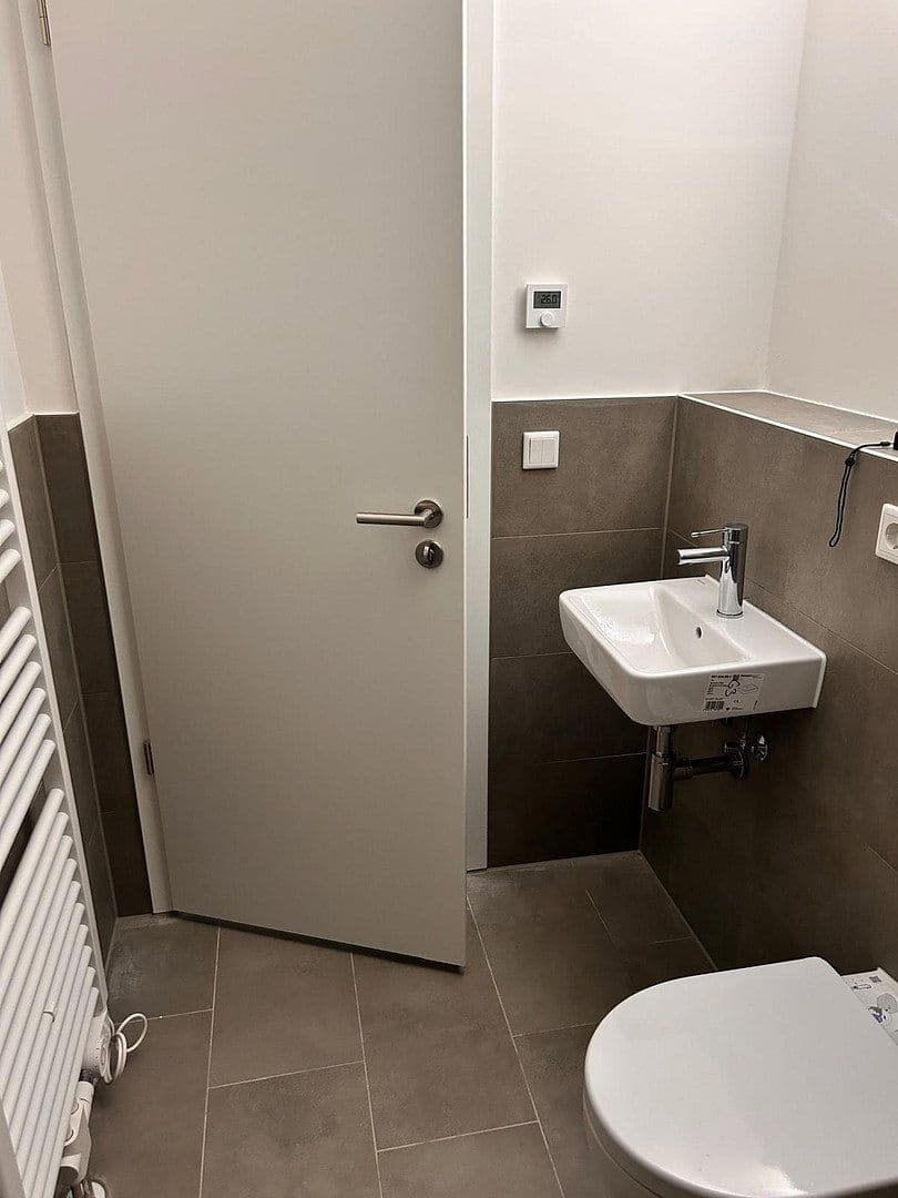Prenájom bytu 3-izbový 81 m², Eschollbrücker Str. 8, Darmstadt, Hesensko Prenájom bytu 3-izbový 81 m², Eschollbrücker Str. 8, Darmstadt, Hesensko