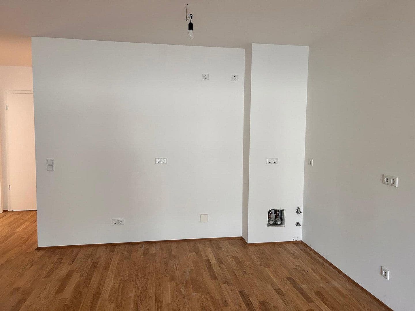 Prenájom bytu 3-izbový 81 m², Eschollbrücker Str. 8, Darmstadt, Hesensko Prenájom bytu 3-izbový 81 m², Eschollbrücker Str. 8, Darmstadt, Hesensko