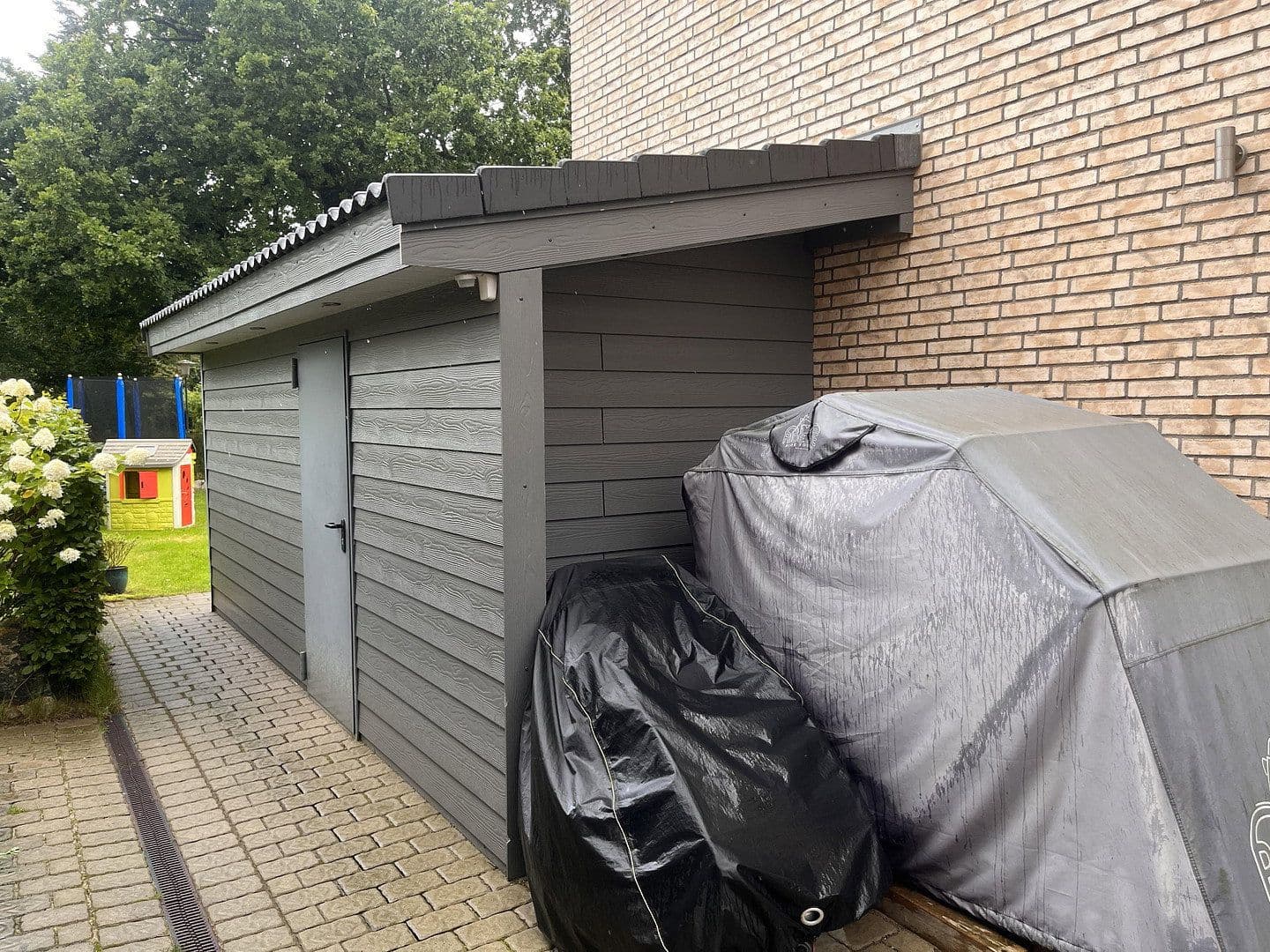 Prenájom domu 106 m², pozemek 328 m², Neumünster, Šlezvicko-Holštajnsko Prenájom domu 106 m², pozemek 328 m², Neumünster, Šlezvicko-Holštajnsko